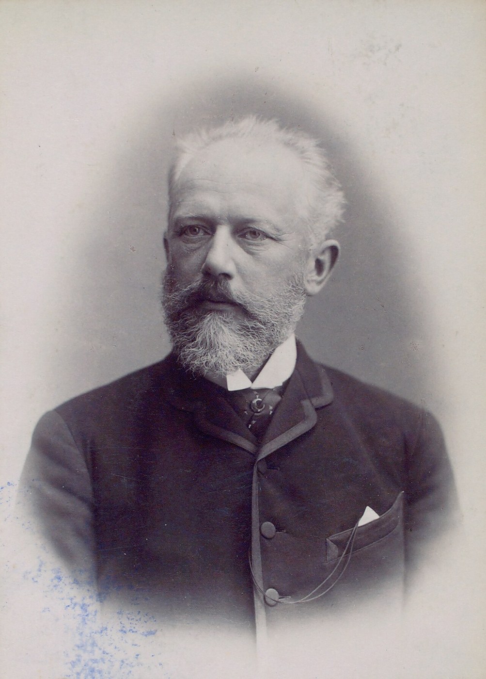 Carnegie Hall Opens, With Tchaikovsky Sharing the Podium