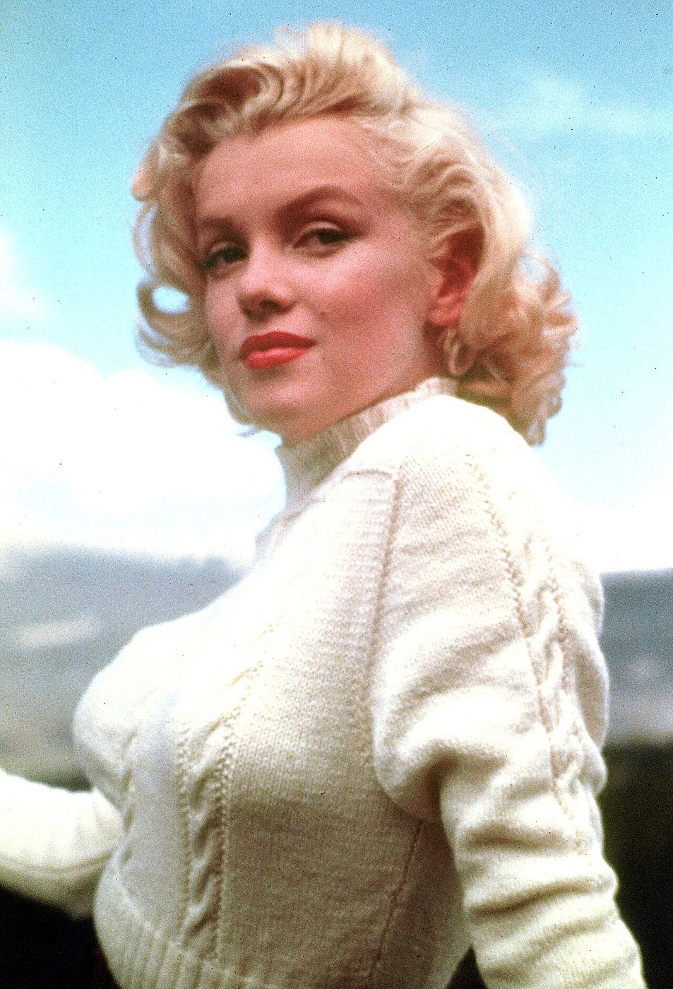 Marilyn Monroe Sings Happy Birthday to a President