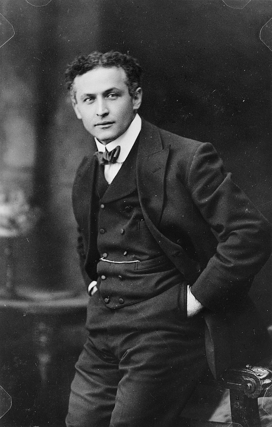 Houdini's East River escape