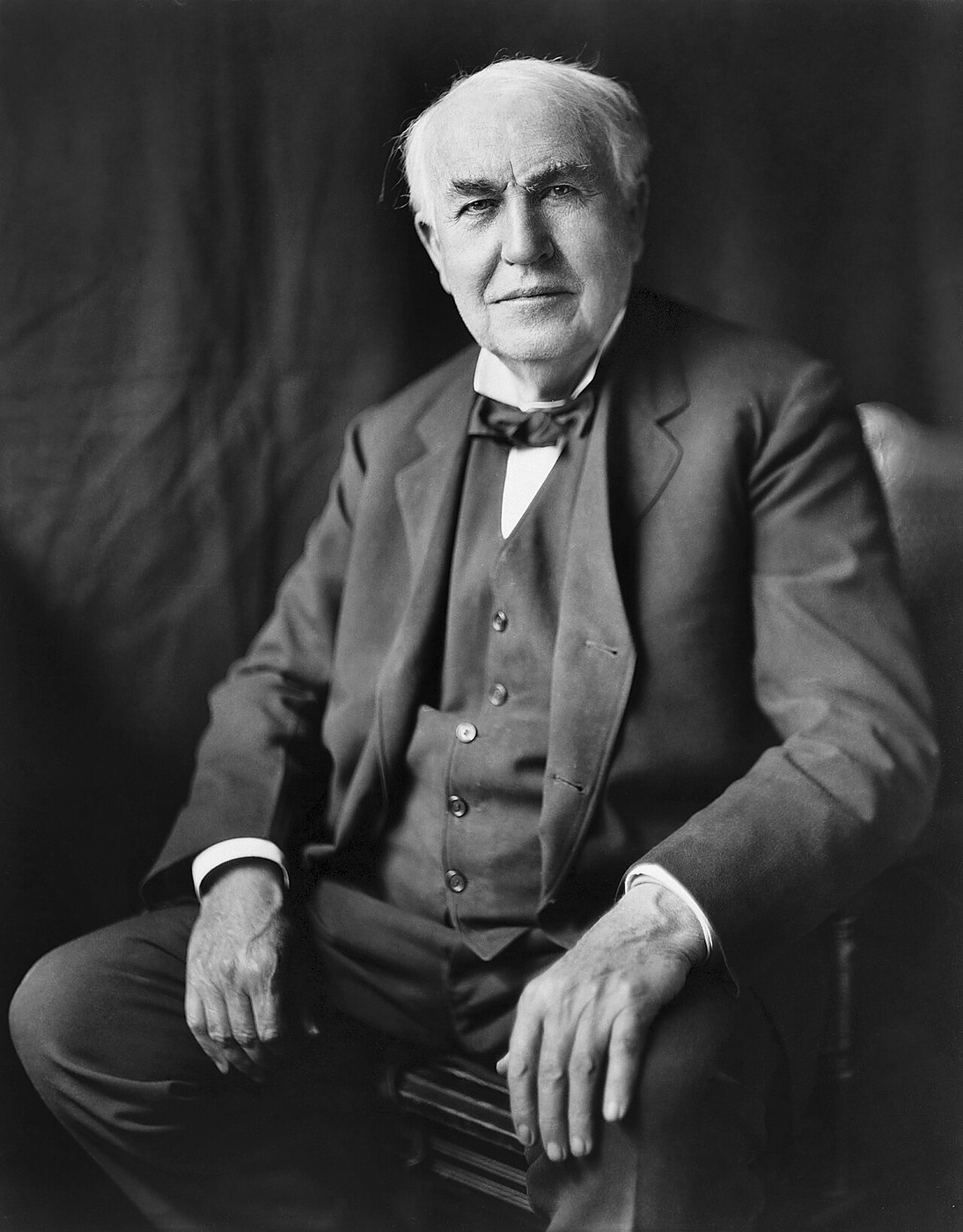 Edison Turns On Lower Manhattan