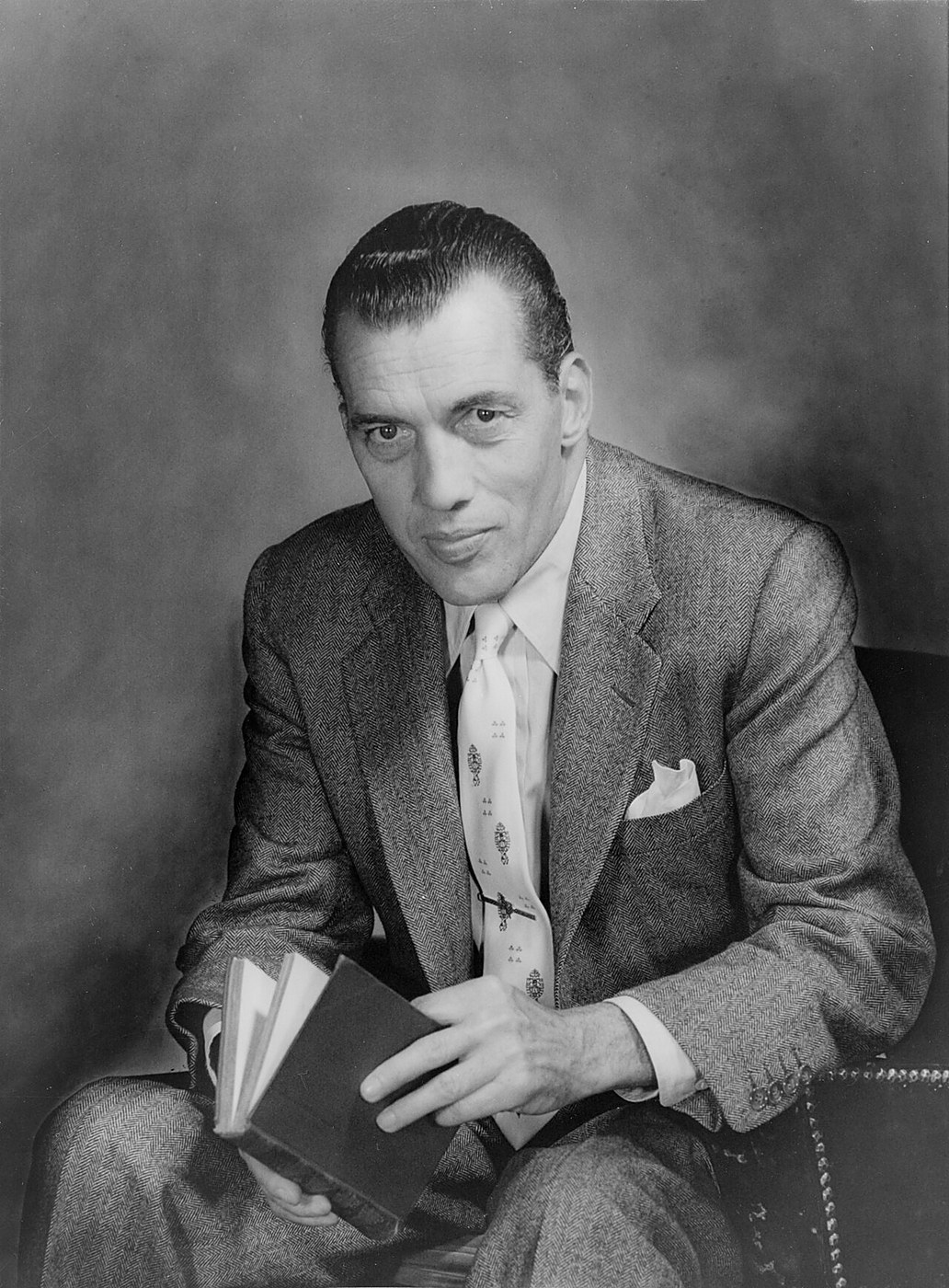 Ed Sullivan Is Born in Harlem