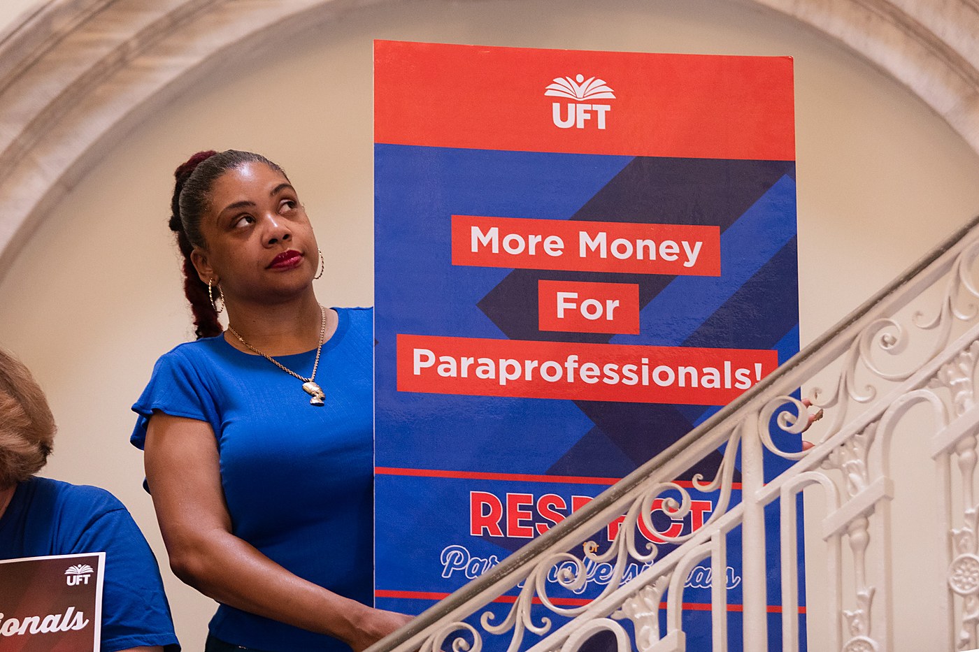Mamdani Sues the City Council Over Paraprofessionals' $10,000 Bonus