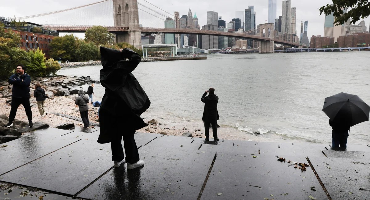 The nor'easter's worst hits this morning